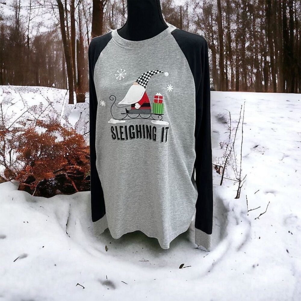 Family PJs Christmas Raglan Tee Adults M Long Sleeve 'Sleighing It' Graphic Cozy